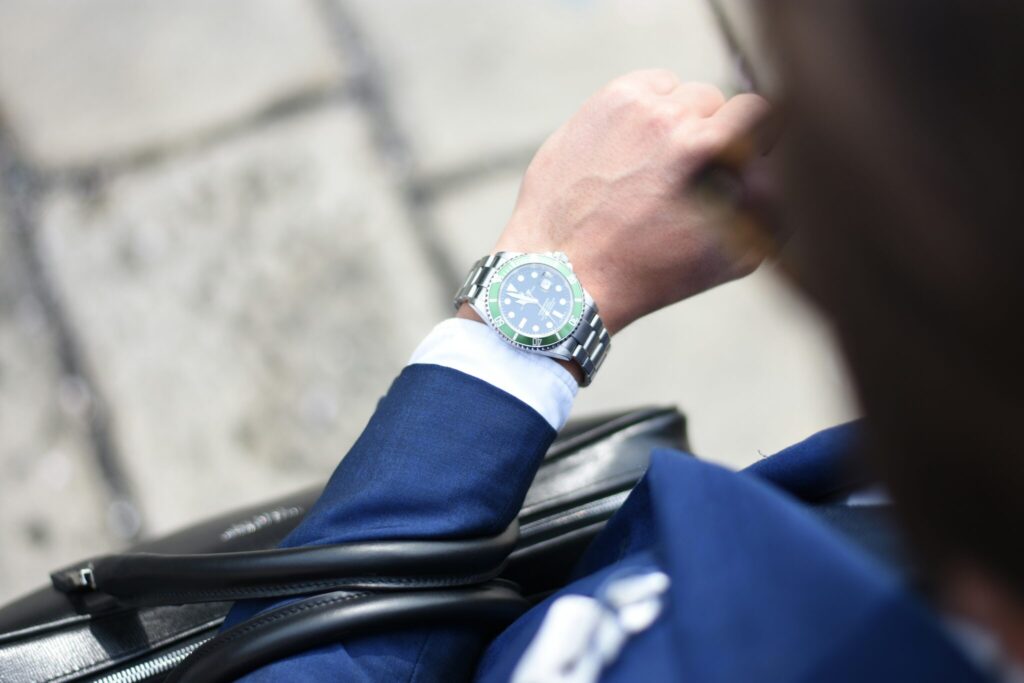 Zenmarket vs Buyee watches comparison